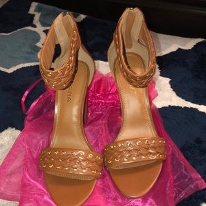 Misslola.com zip up chunky heel sandals